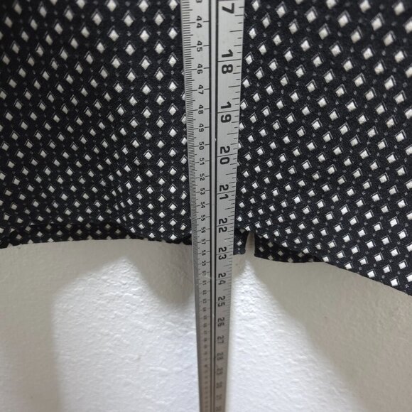Maurices Diamond Print‎ Pencil Skirt Size S - Picture 6 of 9